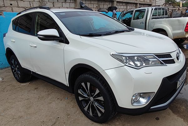 Toyota  RAV 4  2015