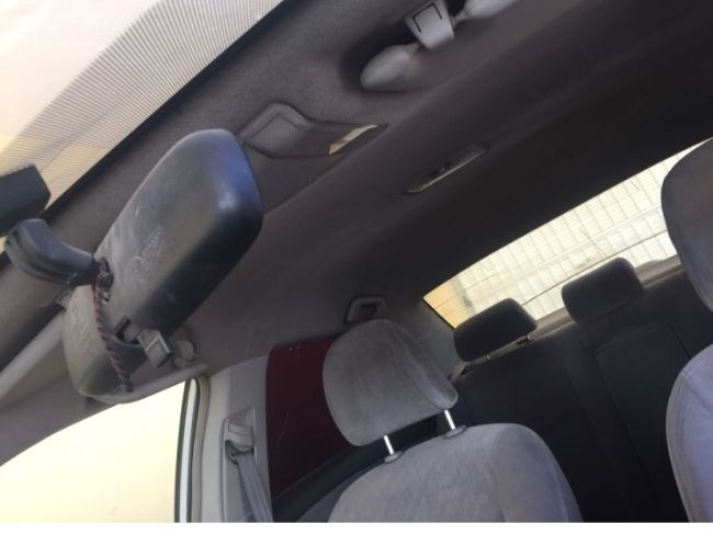 سيارة من نوع كورولا  Toyota Corolla 2008