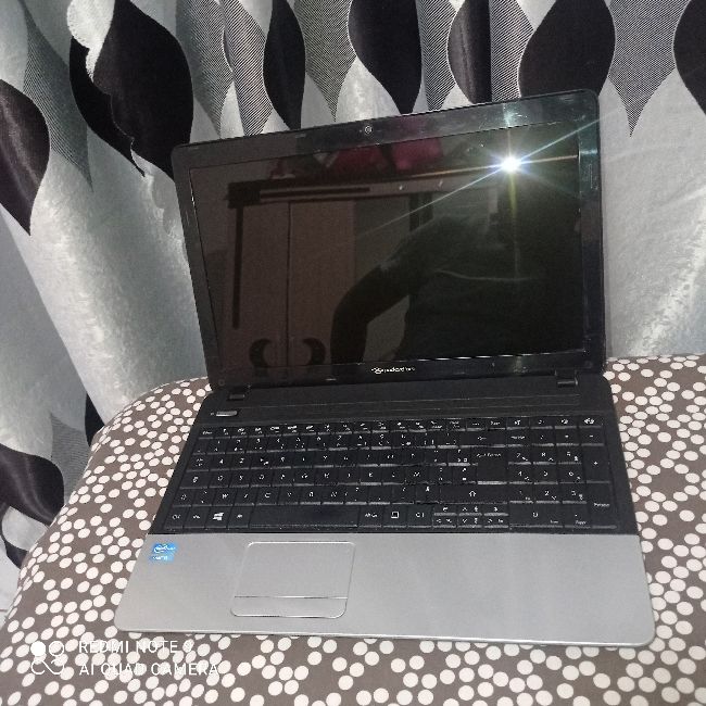 Packard Bell core i3