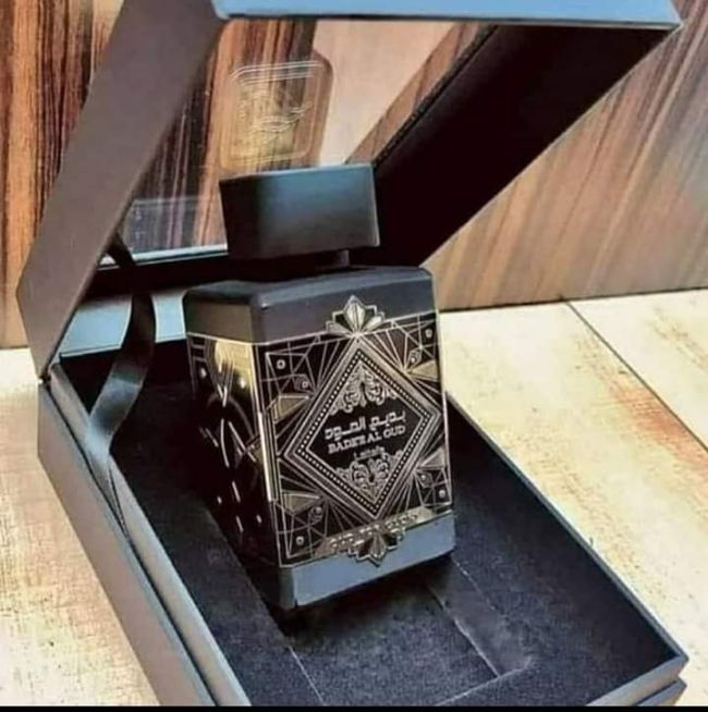 عطر بديع العود الرجالي الأصلي PARFOUM BADEE AL OUD 