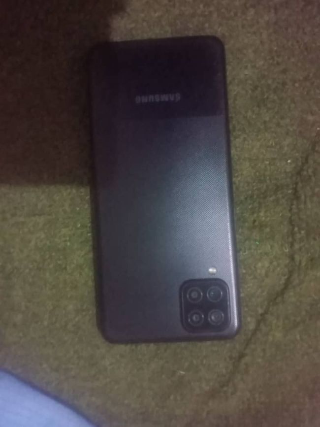 Samsung A12