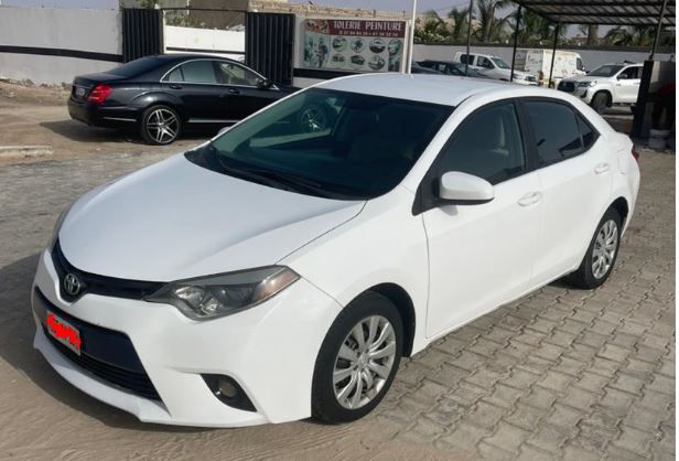 Vente de voiture Toyota Corolla 2015