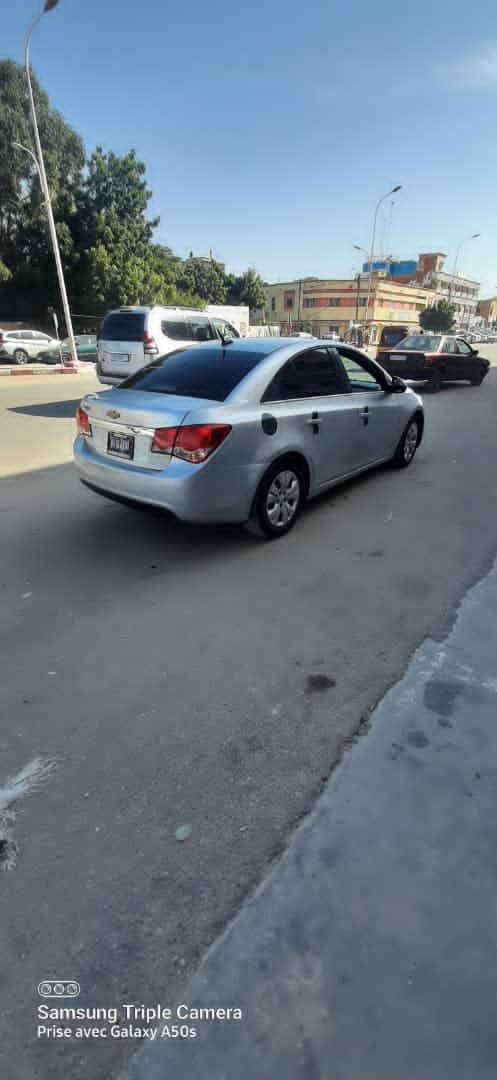 chevrolet cruze 2012 Automatique essence Dédouanée vou