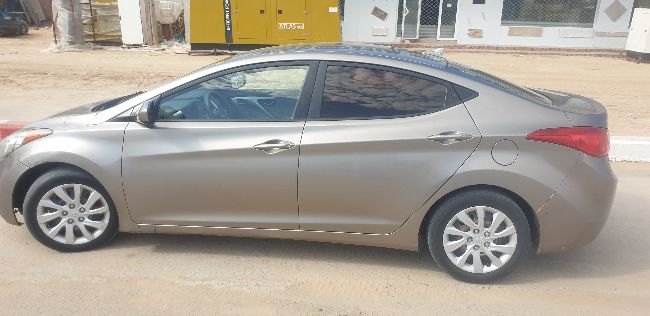  Hyundai elantra  2013  AA09 