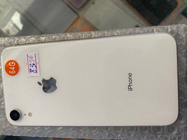 iPhone XR 64 64Go 