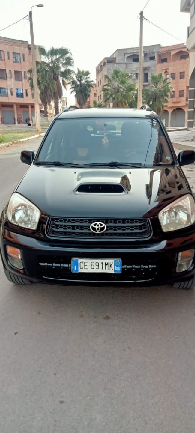 Rav 4 مظبوطة ملاه بايع وادور فظتها