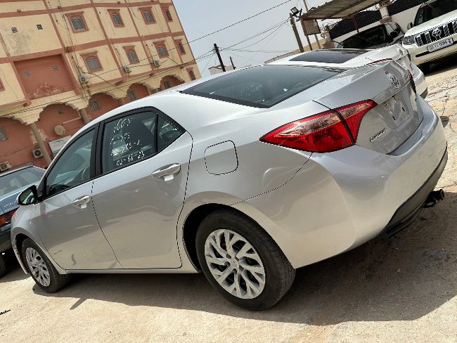 Corolla LE 2017 très propre جديدة كليّا