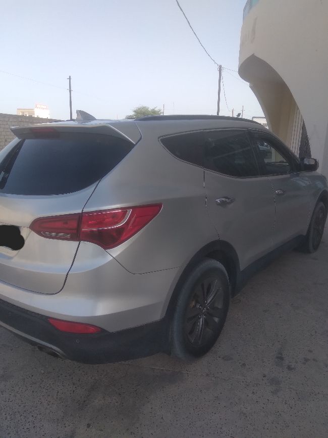 Hyundai santafe 2015 automatique en  tré bon etat