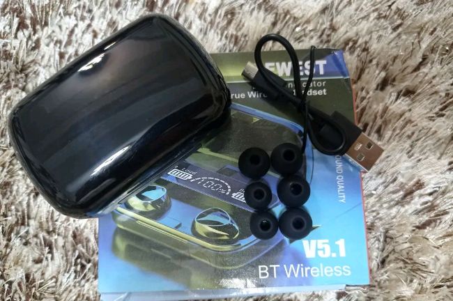 M10 Wireless Earbuds