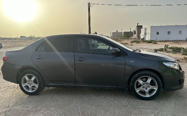 Corolla très propre كورولا نظيفة جدا 