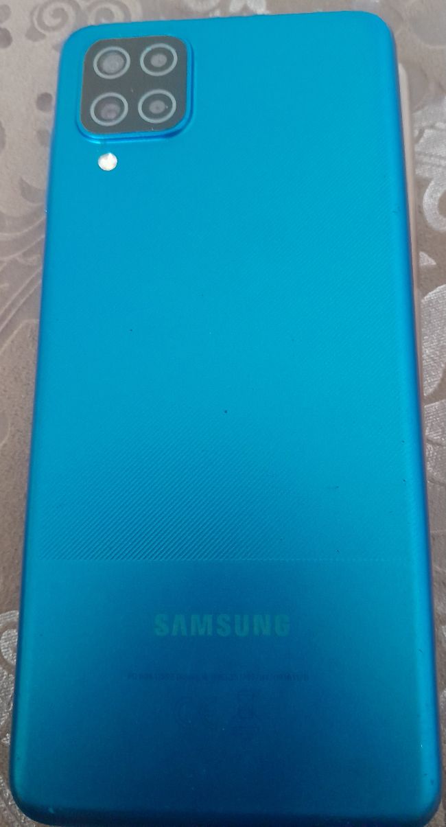 Samsung A12