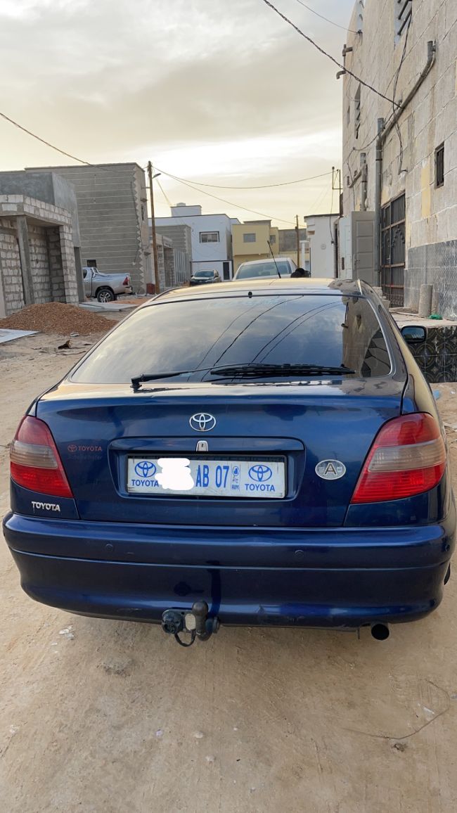 Avensis D4d مشاءالله  مظبوطة حتت 