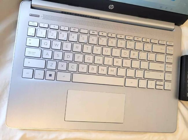 hp laptop 14-dw2055wm