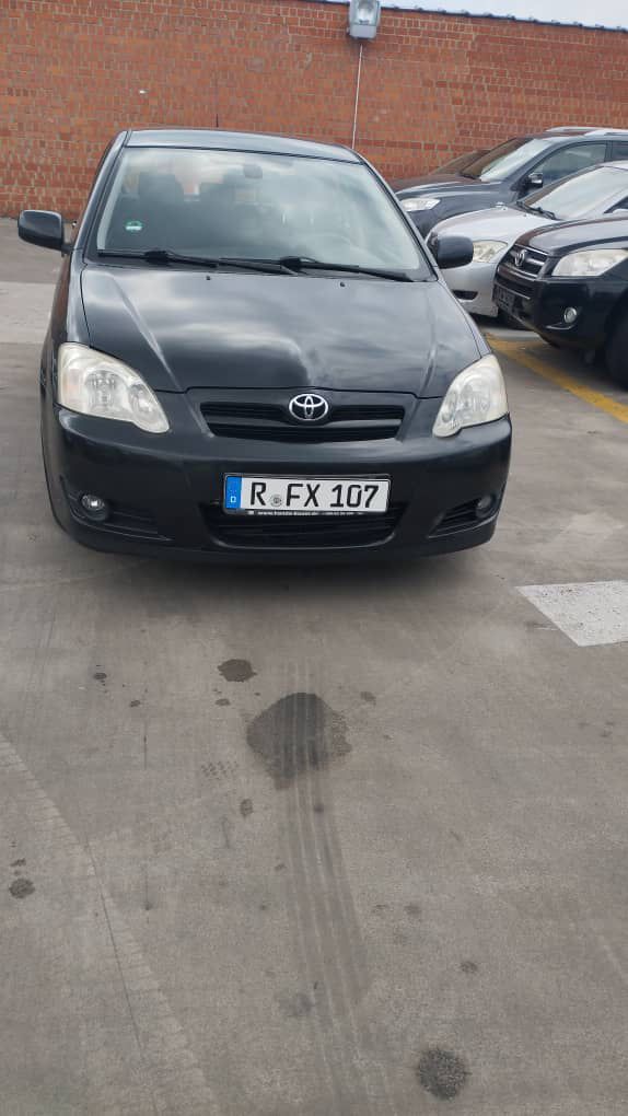 TOYOTA COROLLA 2010