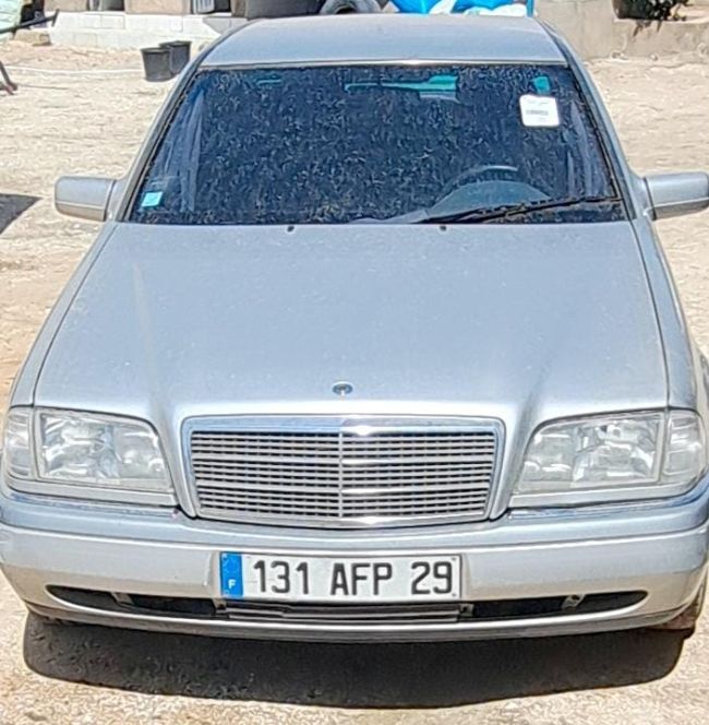 MERCEDES ÉLÉGANCE C250