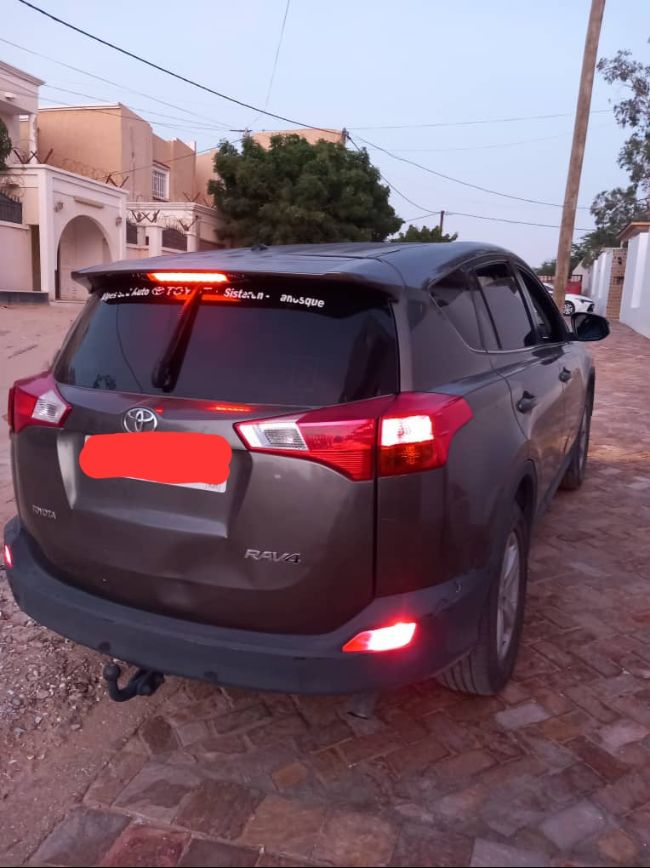 Rav 4 2015 diesel en tré bon etat