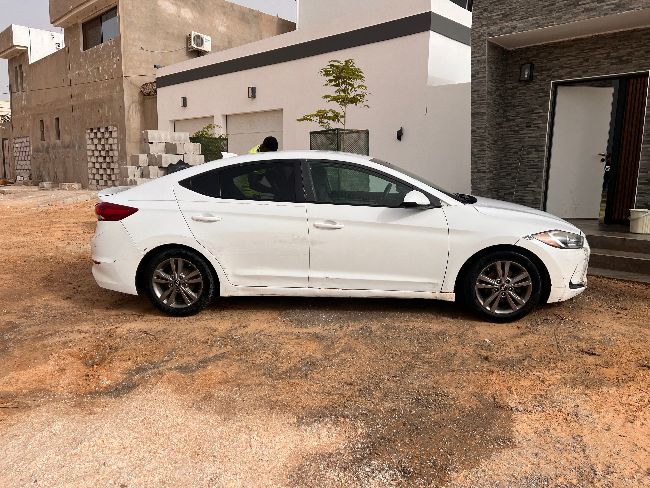 Elantra 2017 