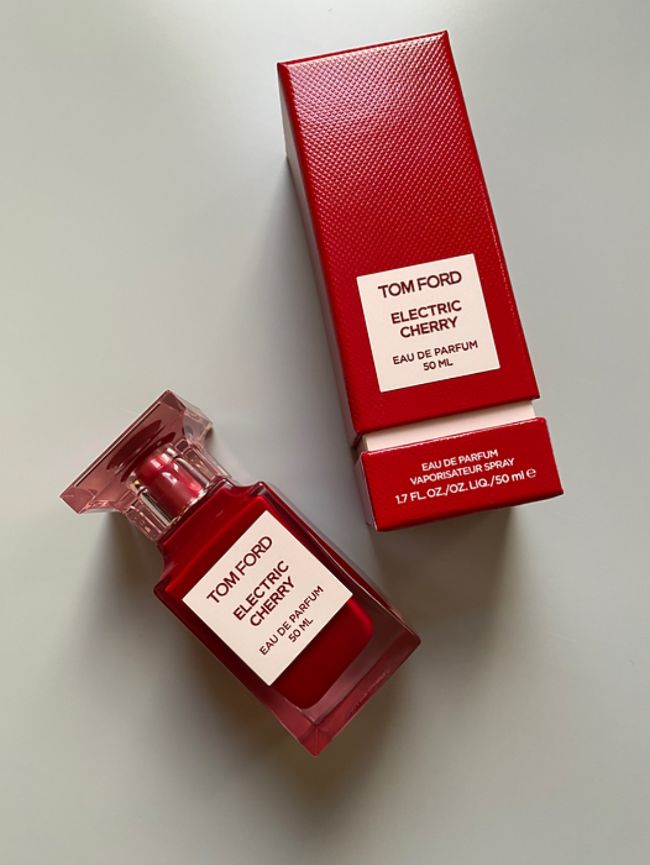 TOM FORD ELECTRIC CHERRY EAU DE PARFUM