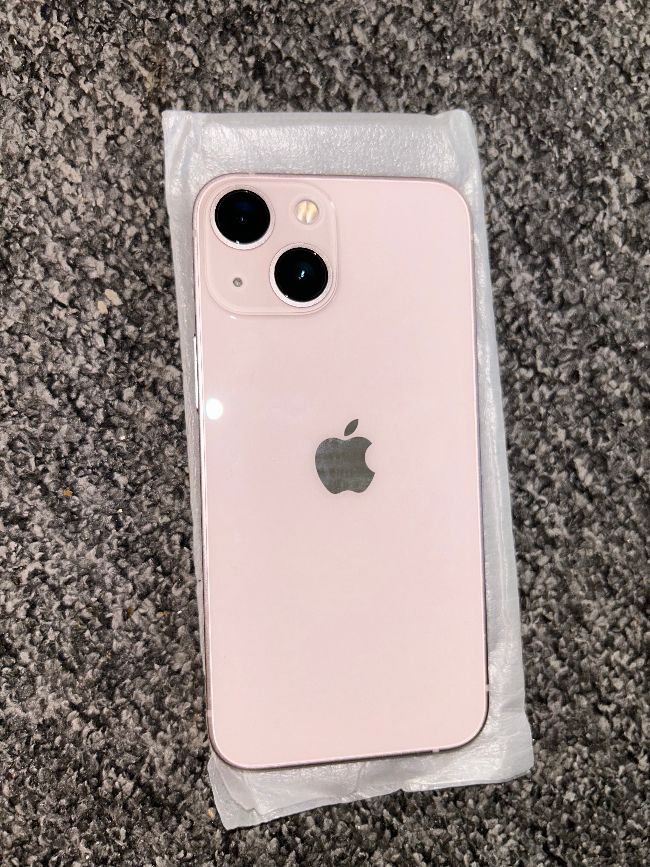 iPhone 13mini couleur rose