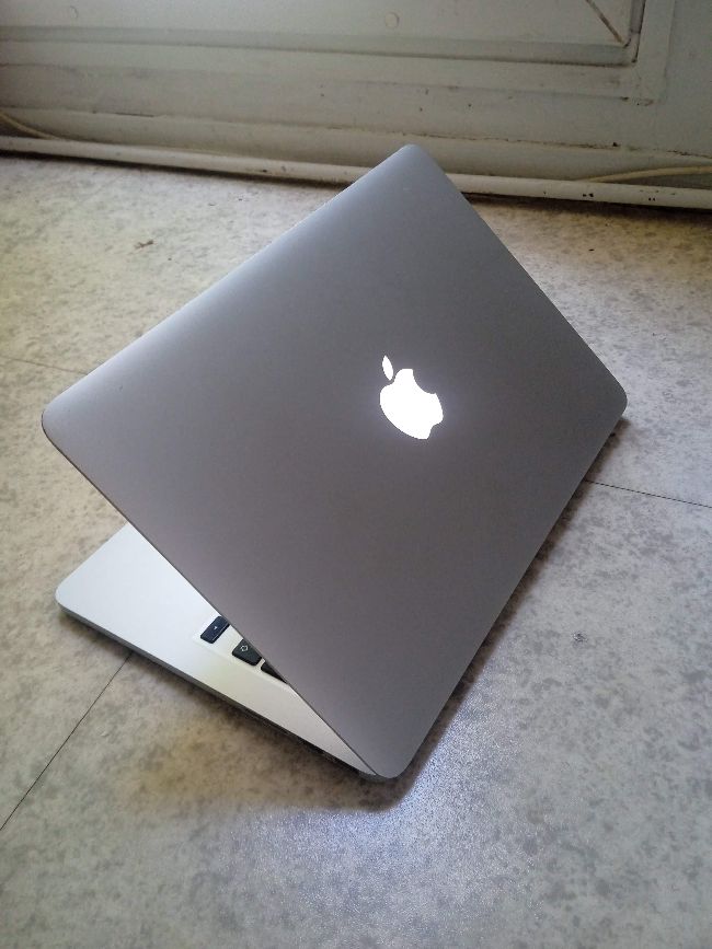 MacBook pro retina 2015