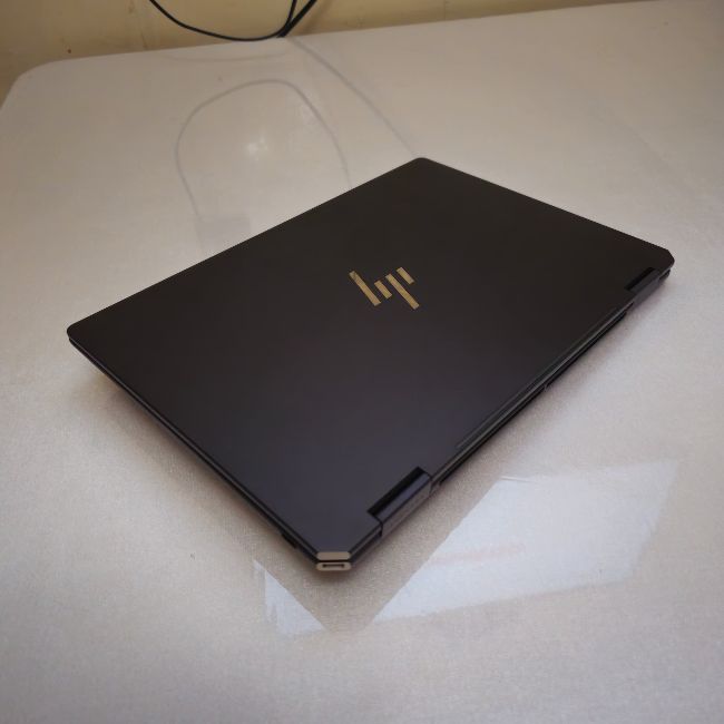 HP SPECTRE