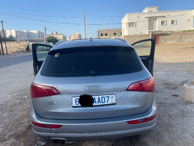 Audi Q5 a vendre , اودي Q5 للبيع 