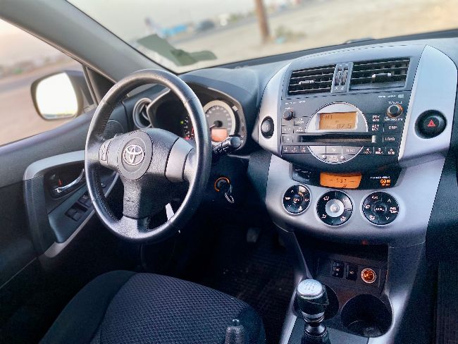 RAV4 D4D 2008 جديده ميهي مرقمه