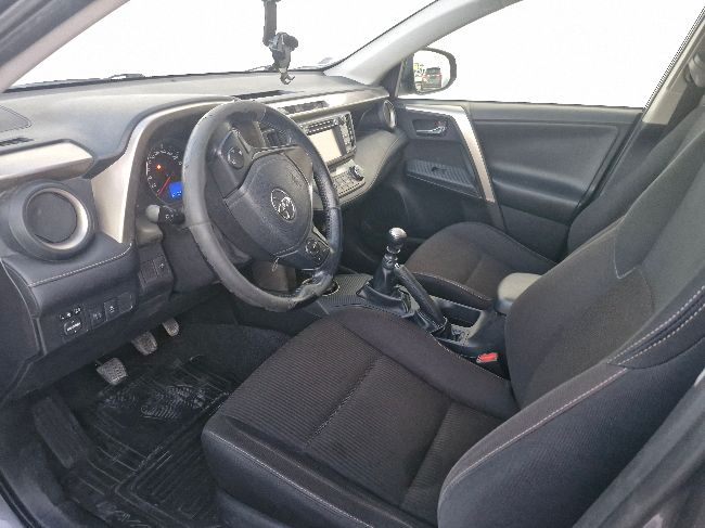 Toyota Rav4 2015 D-4D toit ouvrant 