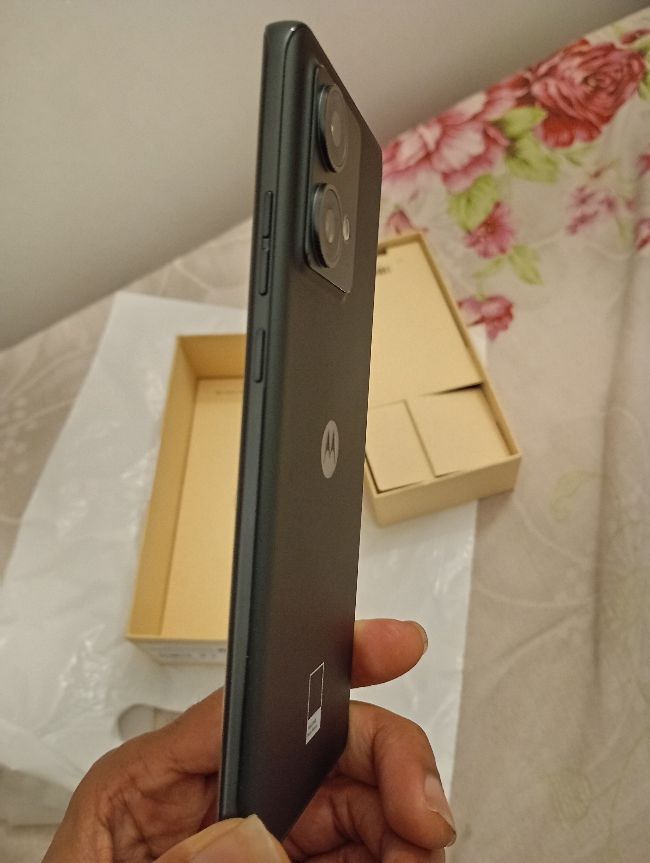 Motorola moto g84 G5 