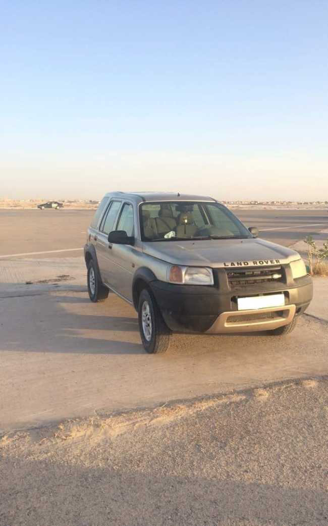 Land Rover Freelander sous douane avec assurance 1 an