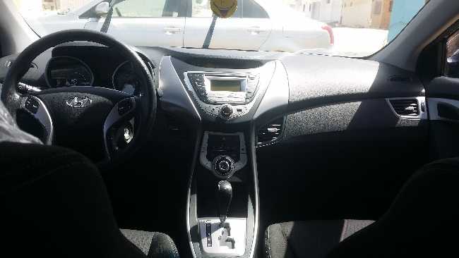 سيارة hyundai elantra مافت اورقمت موديل 2013