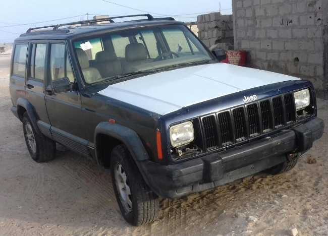 Jeep essence 6 cylindre AA08