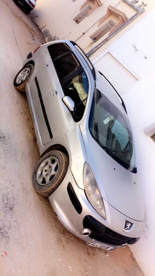 Peugeot 307 moudewne w mekinitthe jdide 