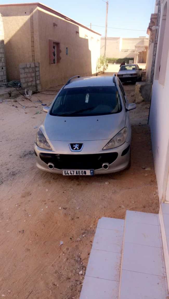 Peugeot 307 moudewne w mekinitthe jdide 