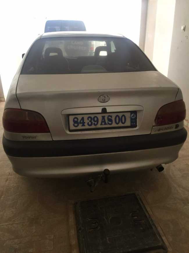 avensis a vendre 2.0