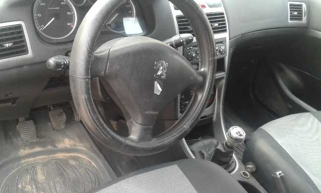 PEUGEOT 307 moteur neuf papiers complets