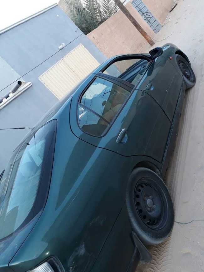 Voiture Nissan Primera P11 سيارة نيسان بريميرا