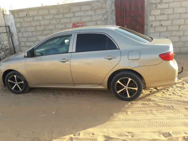 Toyota Corolla 2010 طاش