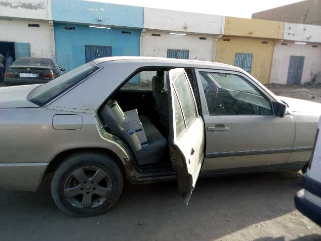 بيع سيارة mercedes 200 