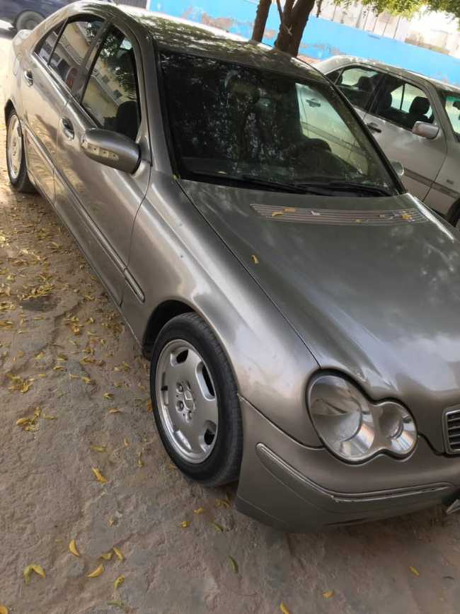 mercedes c220 2004