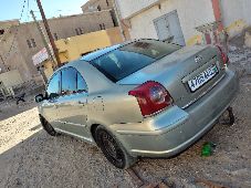 Vente Avensis 6 vitesses بيع افانسيس 6 فيتس