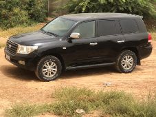 Land cruiser V8 model 2010