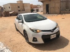 Corolla 2015 AB 08 en tré bon etat 