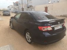 Corolla 2013 automatique 6055 AA12 en tré bon état 