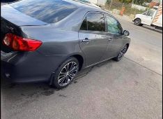 Toyota  Corolla 2010 